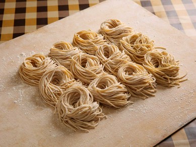 店自慢の生パスタ『 十勝産小麦使用生パスタ タリオリー二』