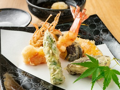 熱々の揚げたてを1品ずつ 『天ぷら』