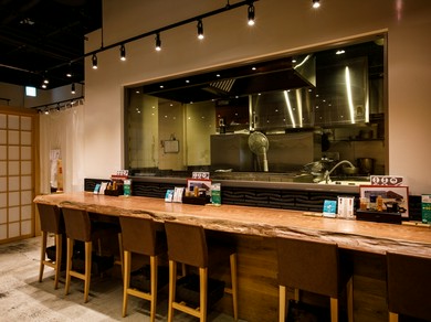 カウンター席もご用意