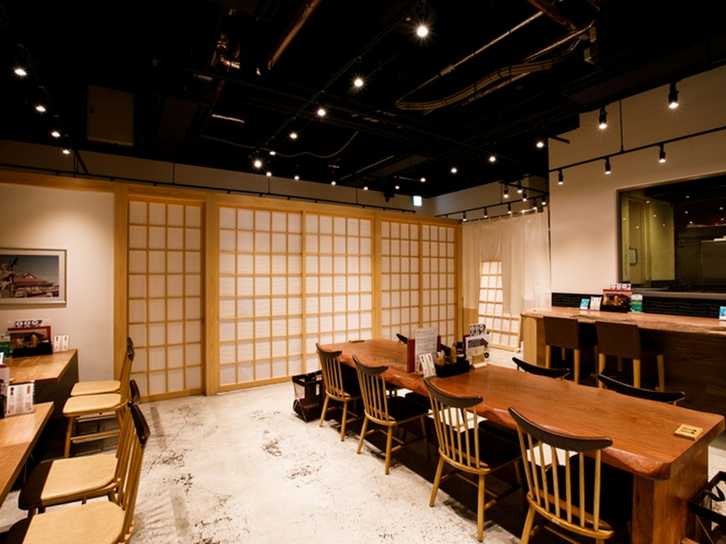 2名様から最大18名様までの宴会ができる和食ダイニング