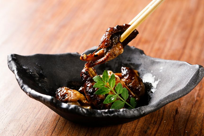 独特の濃厚な味わいがお酒とよく合う『肝焼き』