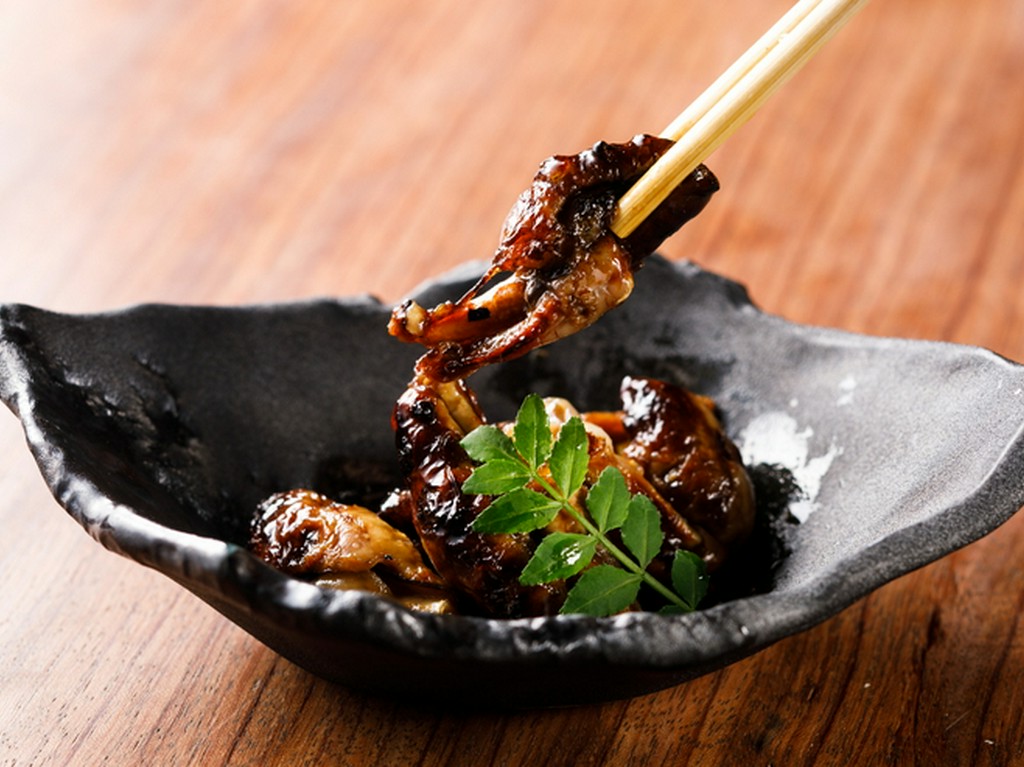 独特の濃厚な味わいがお酒とよく合う『肝焼き』