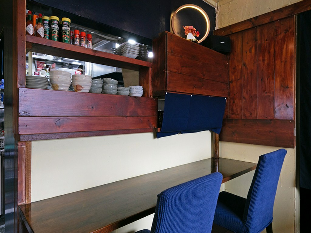 一人静かにすごせる客席を用意