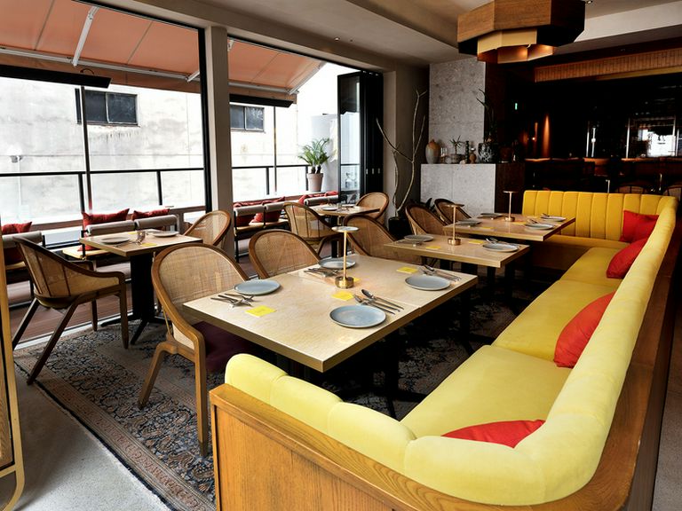 異国情緒を感じさせる、高級感溢れる広々としたフロア