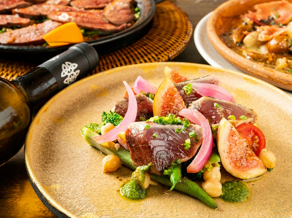 種類豊富に揃うタパスが魅力。一人飲みやデートにもぴったり