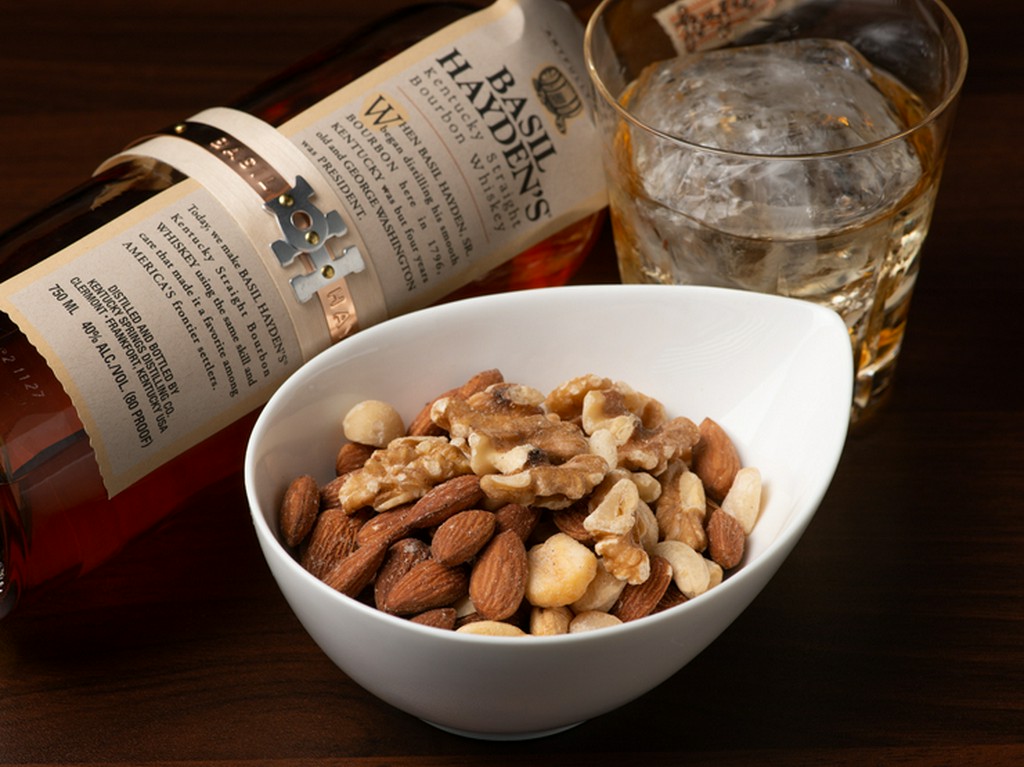 ミックスナッツ