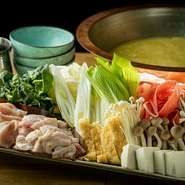 ※写真はイメージです。
※2時間飲み放題付き（ラストオーダーは30分前です）
※＋550円でプレミアム飲み放題が付けられます。プレミアム飲み放題が付いた場合は、滞在時間は3時間となります。
※10名様以上のご予約の場合はお電話にて承ります。