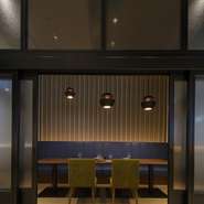 最大8名様までご利用いただけるテーブル個室席