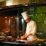「一客一亭」の心で、大人が満足する食のひとときを演出