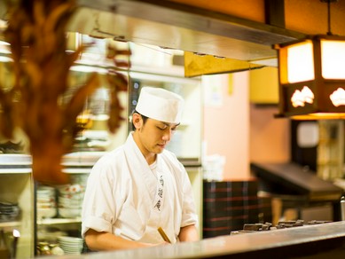 落ち着いた大人の雰囲気で二人の時間を