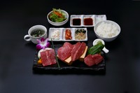 極上仙台牛と厚切り牛タンをお得に堪能できます