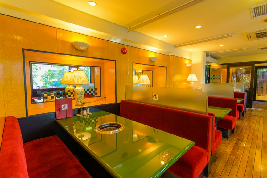 ボックス席はファミリー利用にもうってつけ