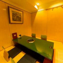 掘りごたつの個室席はプライベートな会食に最適