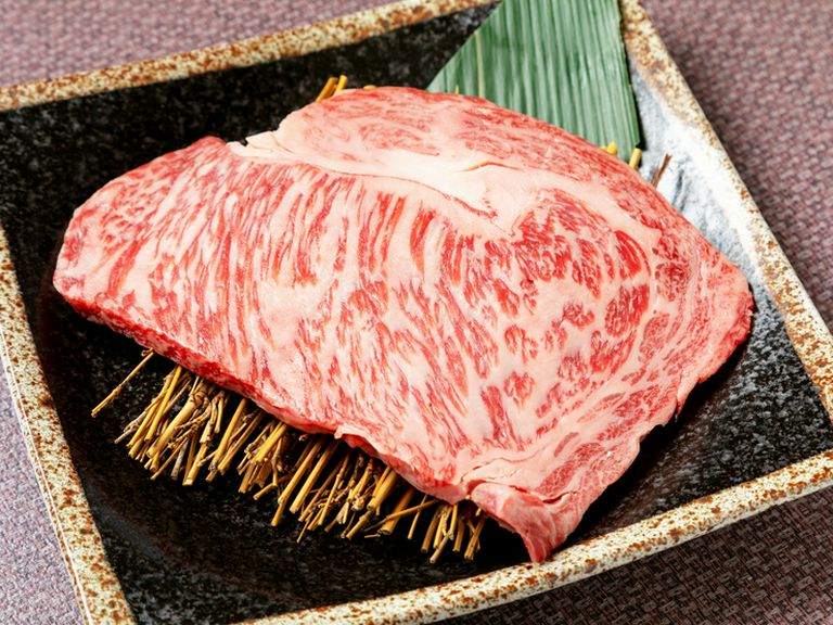 厚さ1センチ、250〜300グラムもある『リブロースステーキ』