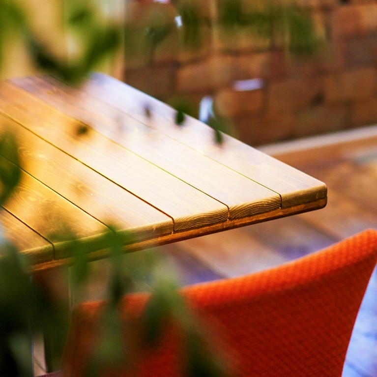 素敵な時間を過ごせる、レトロでオシャレなカフェ＆バー