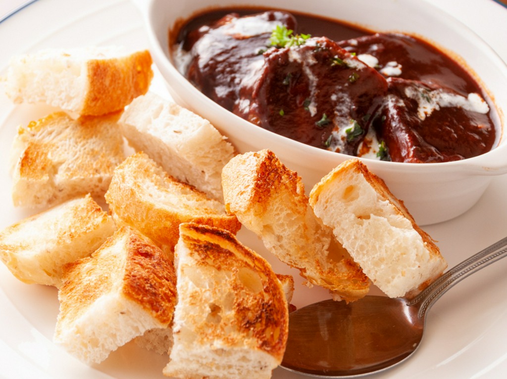 四万十ポークのタンシチュー 自家製パン付