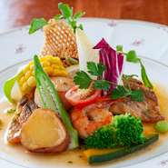 （スープ、サラダ、ライスorパン付。単品注文の場合－180円）