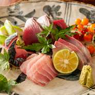 その日の魚を一番良い食べ方でお召し上がり下さい。