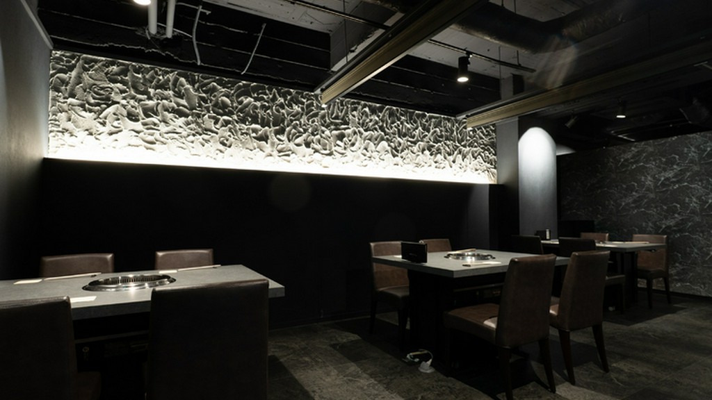 クオリティの高い肉とおいしいお酒が揃う、雰囲気抜群の焼肉店