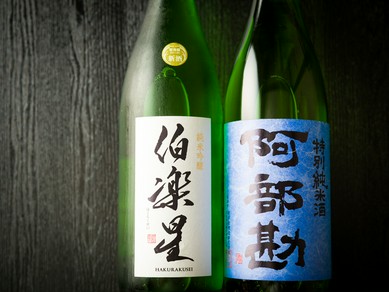 寿司を肴に贅沢に。東北の地酒を中心としたドリンクラインナップ