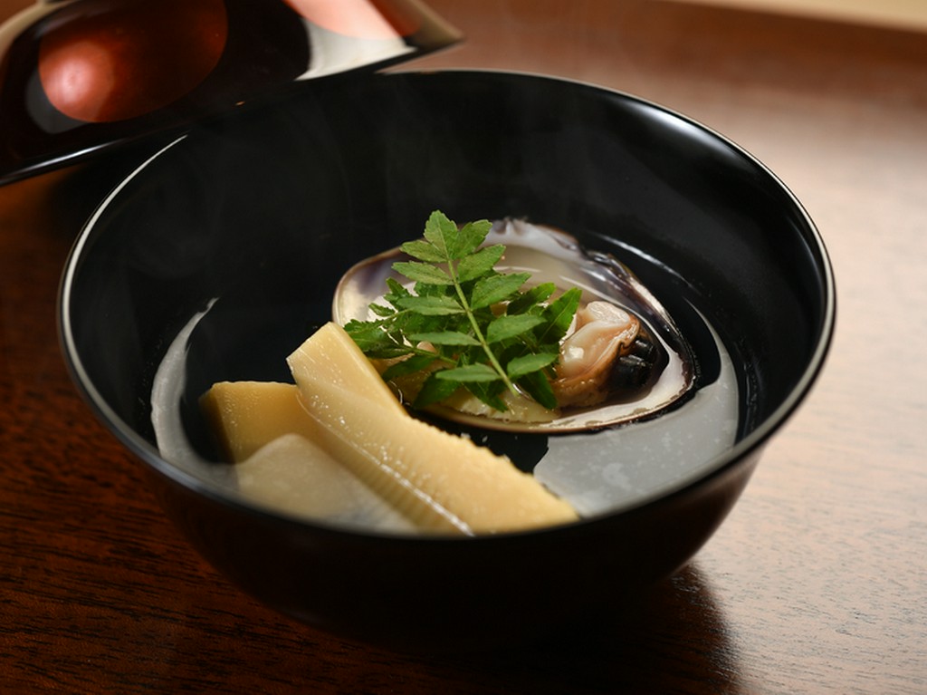 力強い旨みと香りの出汁×旬の幸で魅せる『季節のお椀』