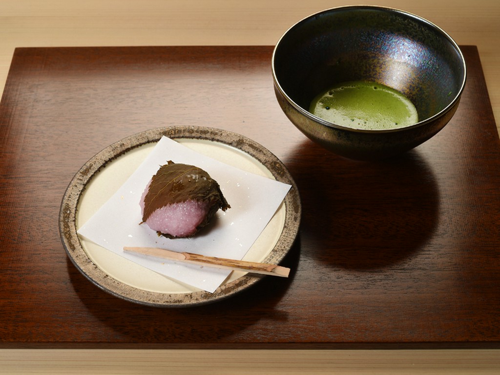 《甘味》桜もち・抹茶