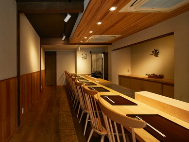 上質な空間とこだわりの料理で、“上級者のもてなし”を