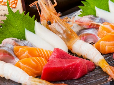 まずはコレ! 魚の本場北海道の『おまかせ盛り 一人前』※ご注文は2名様~