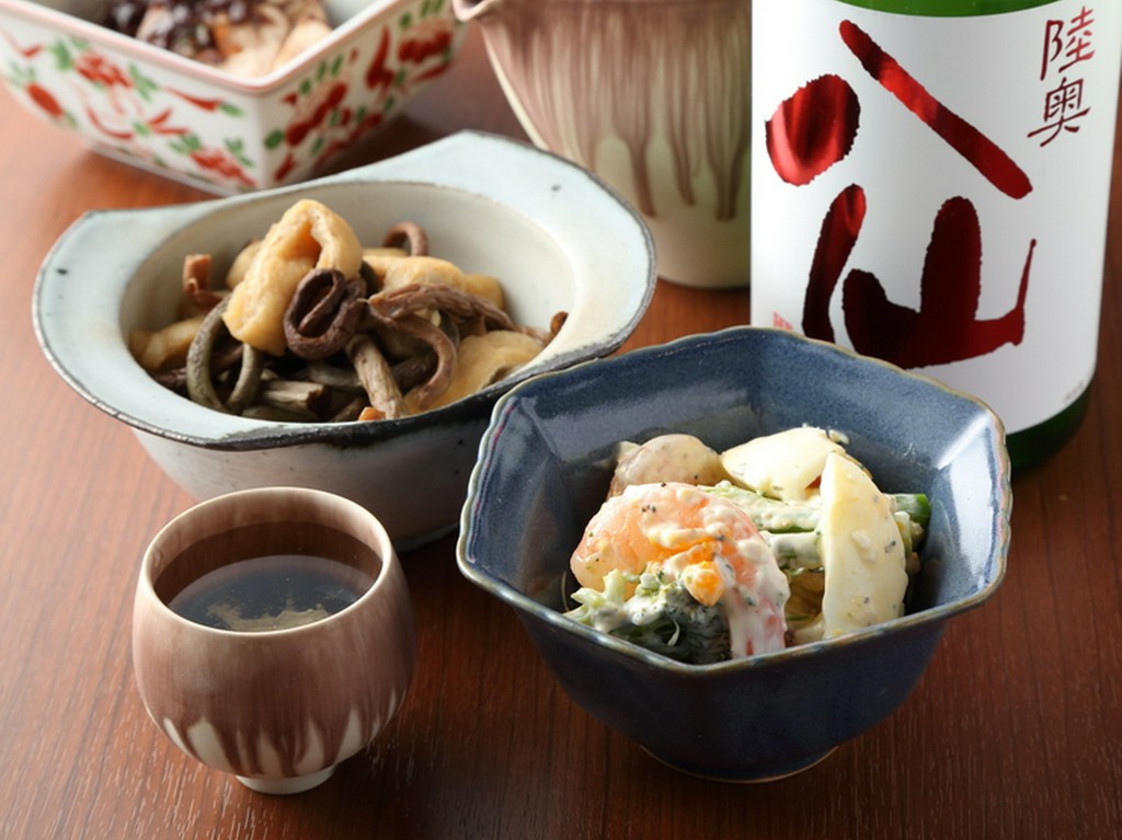 美味しいおばんざいと共に味わう地酒が心と体に沁みわたる