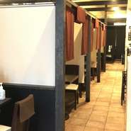 ボックス席、6名様、3カ所