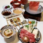 ・黒毛和牛肉60g　4,125円
・黒毛和牛肉80g　4,840円
・黒毛和牛肉100g 5,610円
胡麻豆腐・粟麩田楽・御飯・香物・赤出汁又はお吸物