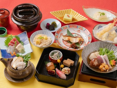 【月会席】旬の食材を堪能・季節のお鍋など