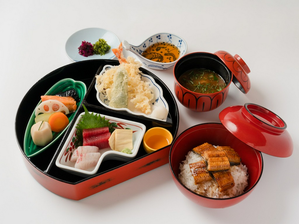 【嵐山】うなぎ丼、天婦羅など　全6品