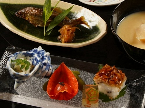 季節を楽しむ京会席