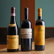 イタリア産を中心としたワインが種類豊富。ゲストの嗜好に合わせたワインを用意してもらえます。ワンランク上のおいしさを醸し出す料理とワインのマリアージュ。選ばれた一本が優雅な時間を演出してくれるでしょう。