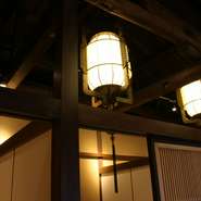 古きよき時代の趣と新しい感性が融合した、非日常の空間