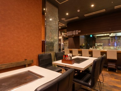 落ち着ける店内で歓送迎会を