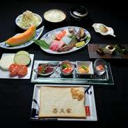 お肉は苦手というお客様には全国各地より取寄せた海の幸をお楽しみ頂けるコースをご用意致しております。