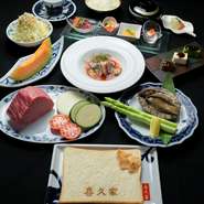 佐賀 伊万里牛A5ランク100g (ロース又はヒレ)と焼アワビなど豪華9品が楽しめます。
※2名様からのご予約となります。