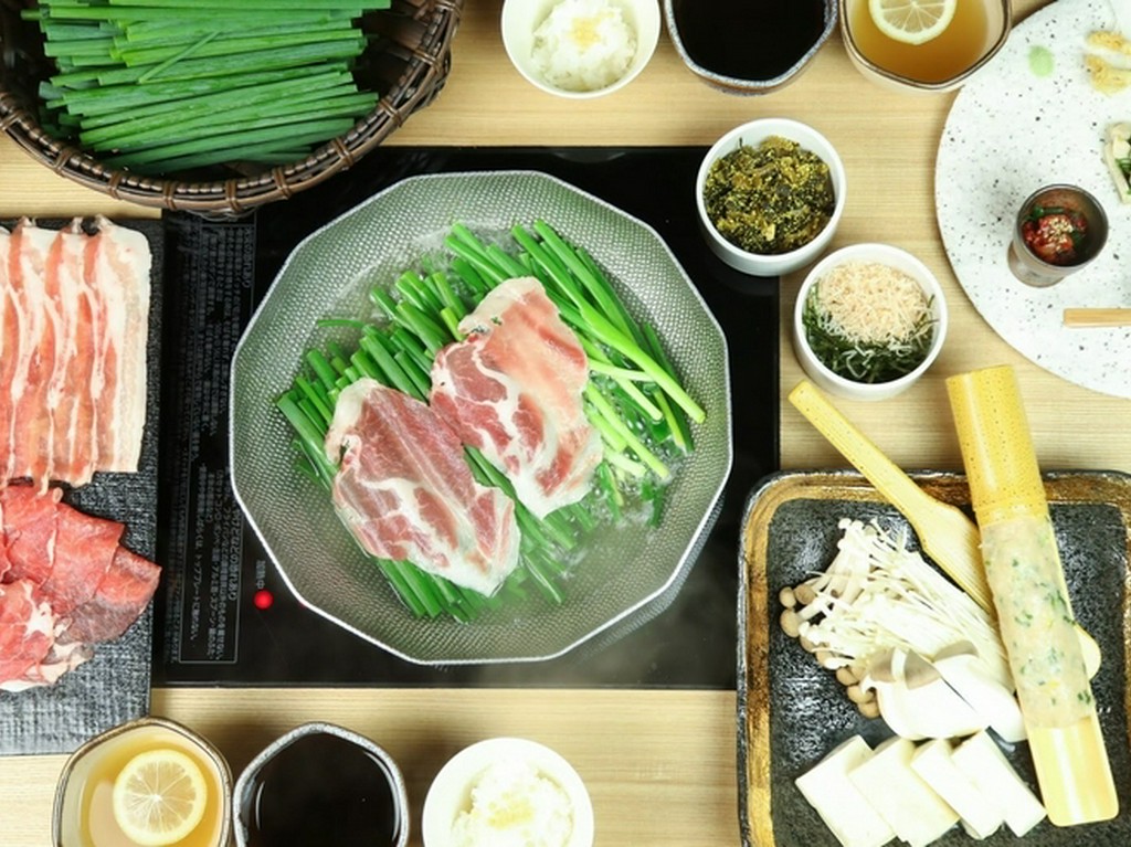 自家栽培の青ねぎが食べ放題『朝採りねぎ鍋　鹿児島黒豚コース』