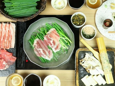 自家栽培の青ねぎが食べ放題『朝採りねぎ鍋　鹿児島黒豚コース』