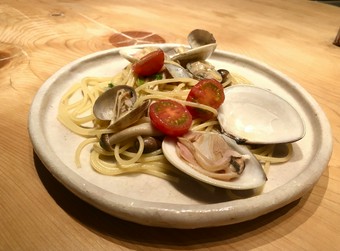 毎回オンリーワンのパスタをアレンジ『山本料理長のはまぐりパスタ』