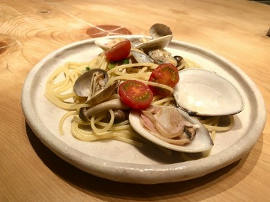 毎回オンリーワンのパスタをアレンジ『山本料理長のはまぐりパスタ』