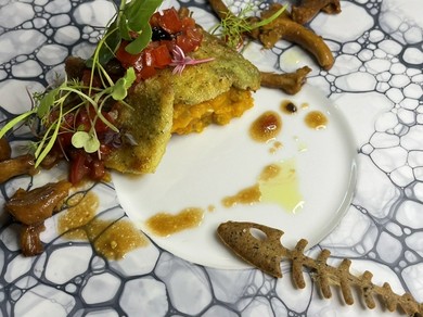 『釣り太刀魚のパン粉焼きとジロール』