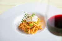 ◆畑直送野菜でお店からの1皿
◆すいかと雲仙ハムのナスパッチョ
◆出来たてモッツァレラとイチジクのカプレーゼ マジシャン仕立て
◆日田鮎とシモーネさんのチーズの夏巻き タコス(酢)のイメージで
後半に続きます