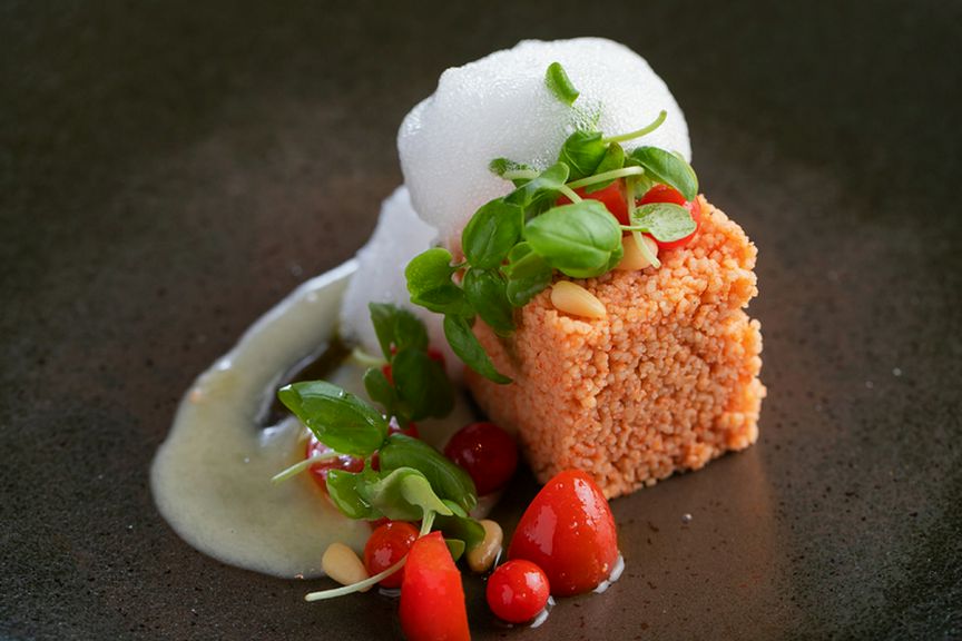 『微笑(クスクス)のカプレーゼ風』