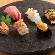 本鮪大トロをはじめ、最上のネタで彩る『にぎり寿司　十貫』