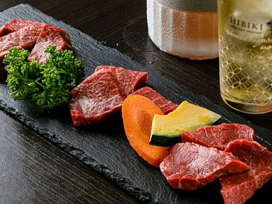 お肉を１切れから楽しめるのでお一人様の女性も多数ご来店！