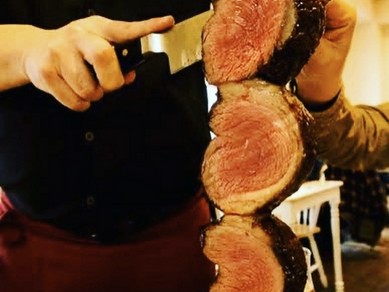 旨みが凝縮された赤身肉の『ピッカーニャ』