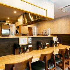 バッグインチェア採用など女性ゲストへの配慮あり